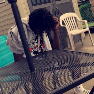 Meet your Posher, Armani